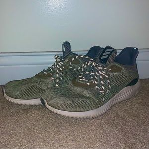 Adidas AlphaBounce Athletic Shoe